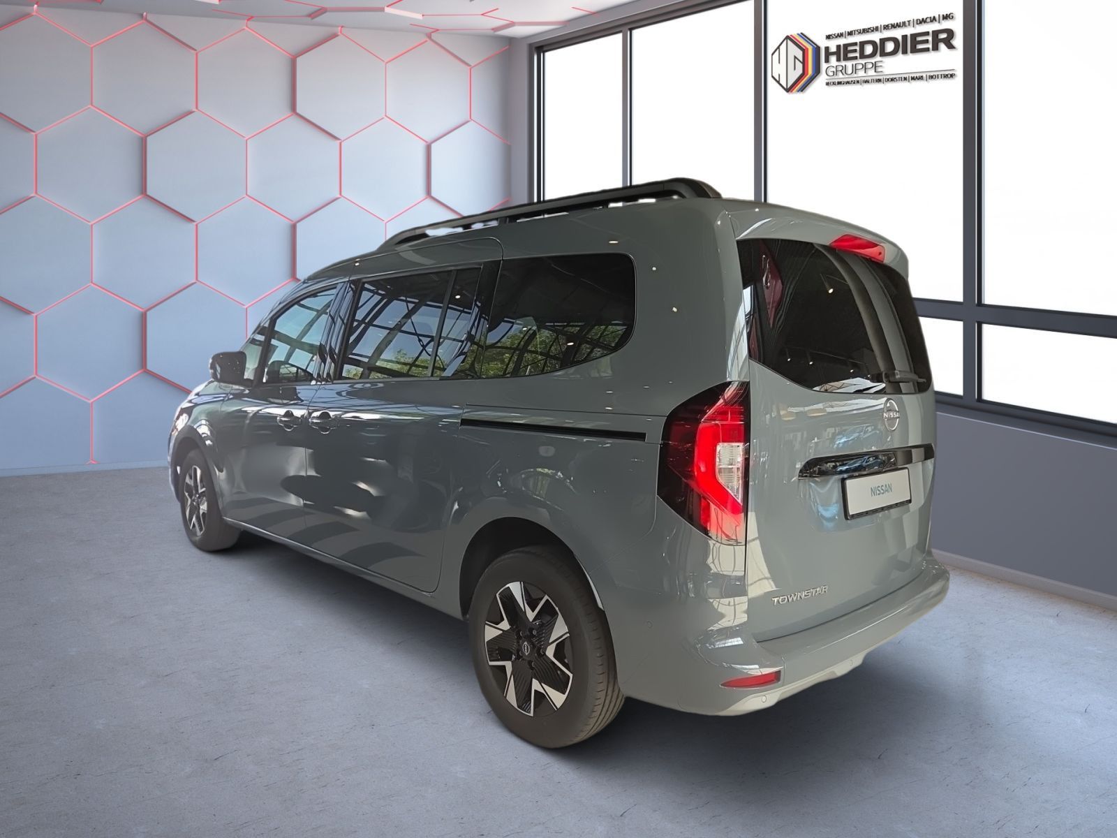 Fahrzeugabbildung Nissan Townstar DIG-T 130 L2 Tekna AT *7-SITZER*360°-KA