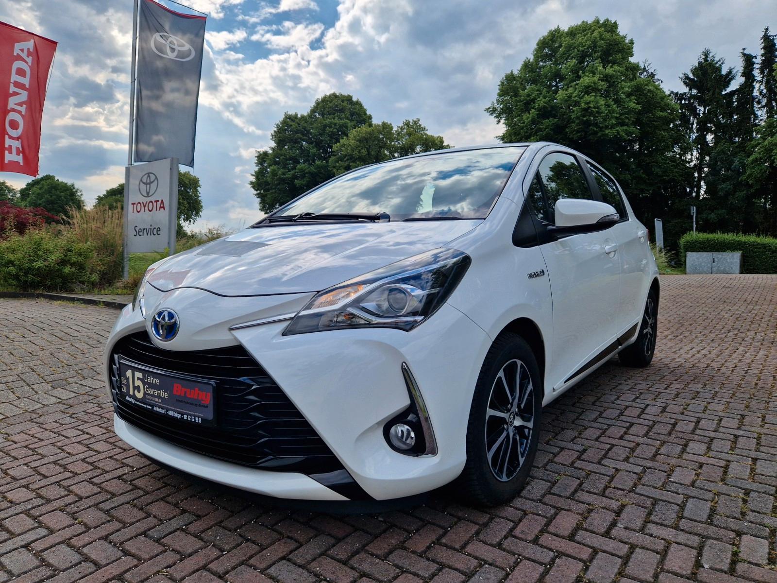 Toyota Yaris Hybrid Team D Kamera Allwetter