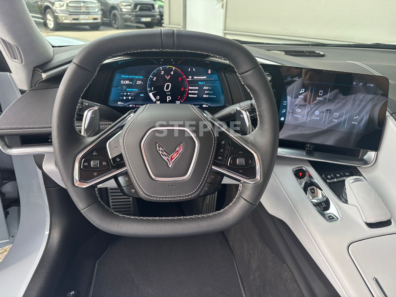 Corvette C8 Stingray Convertible 3LT Europamodell STEPPE