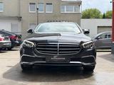 Mercedes-Benz E 300 e Lim. NAVI/LEDER/LED/GLASDACH/MEMORY/ - Mercedes-Benz E 300 in Bochum