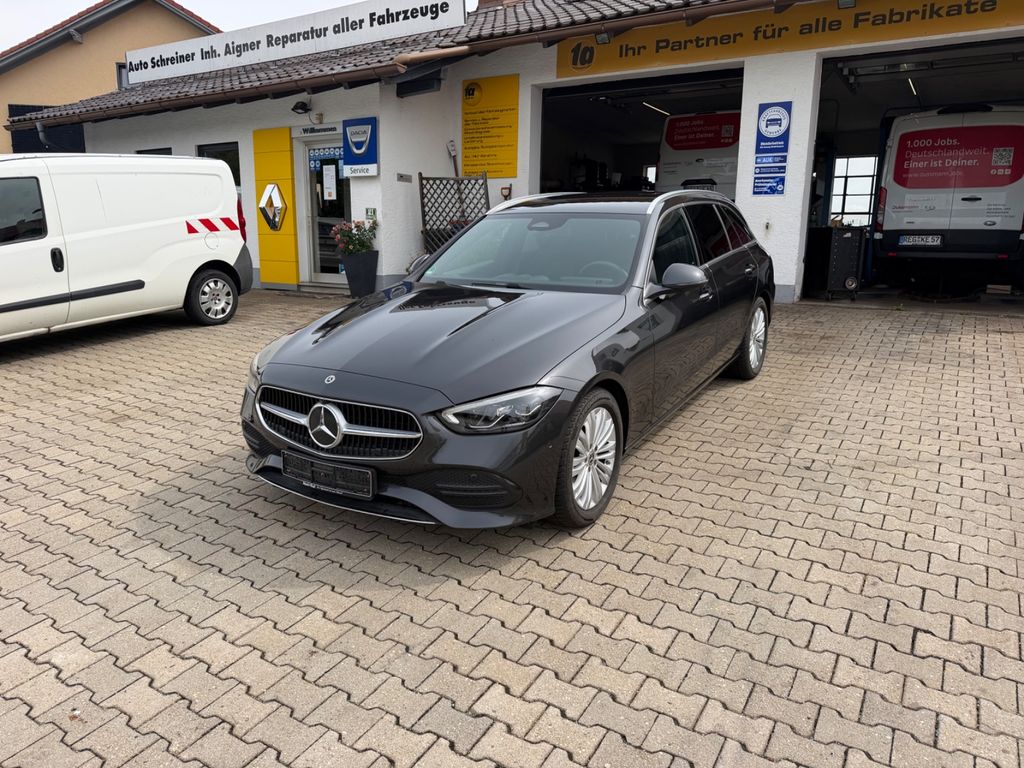 Image of Mercedes-Benz C 220
