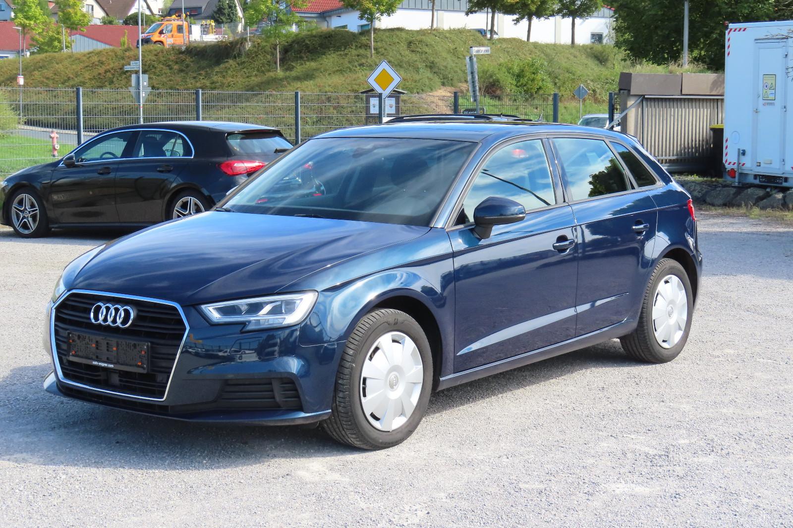 Audi A3 Sportback 35 TDi Navi Panorama LED Kamera ACC