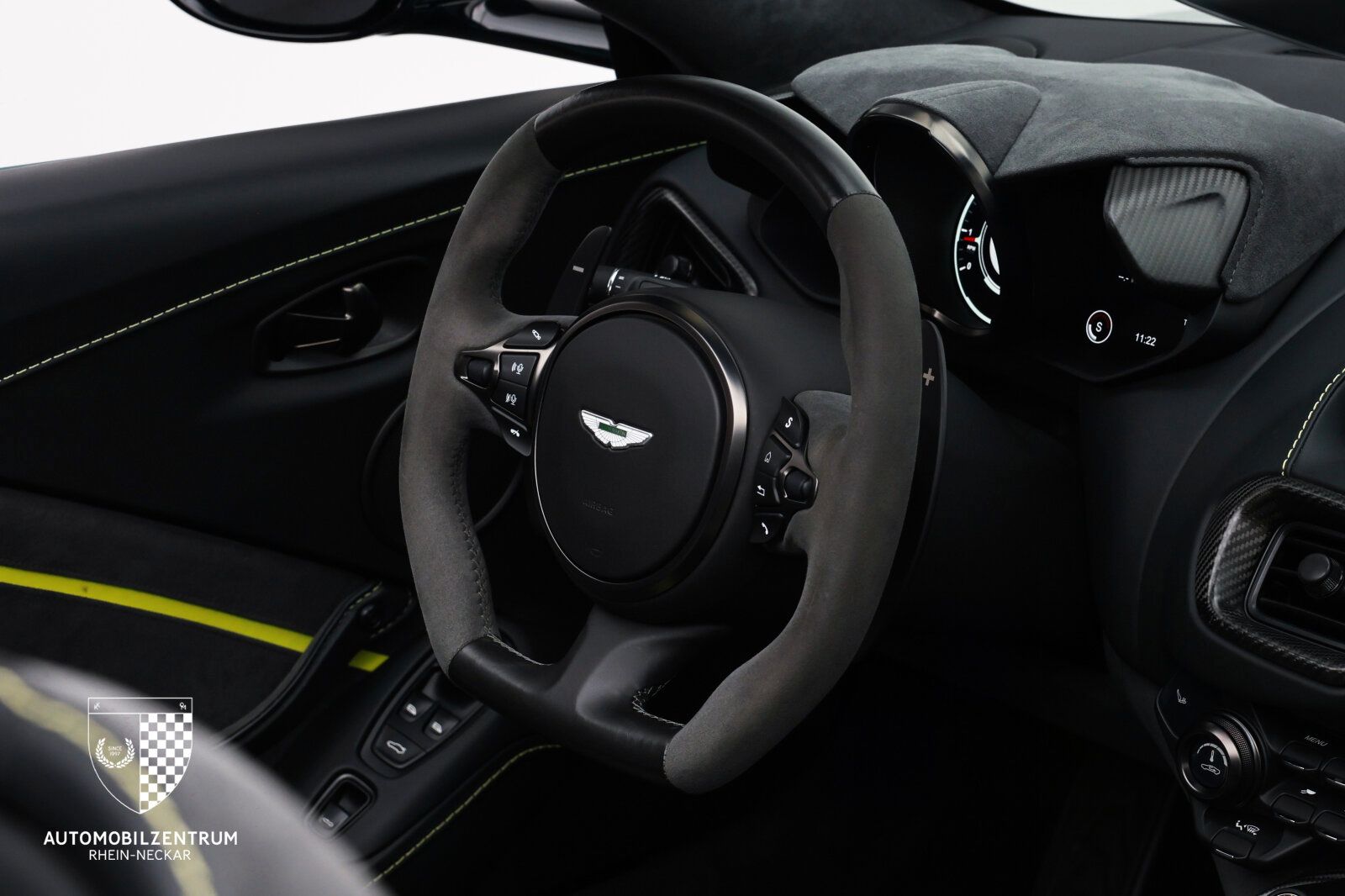 Aston Martin V8 Vantage - Bild 25