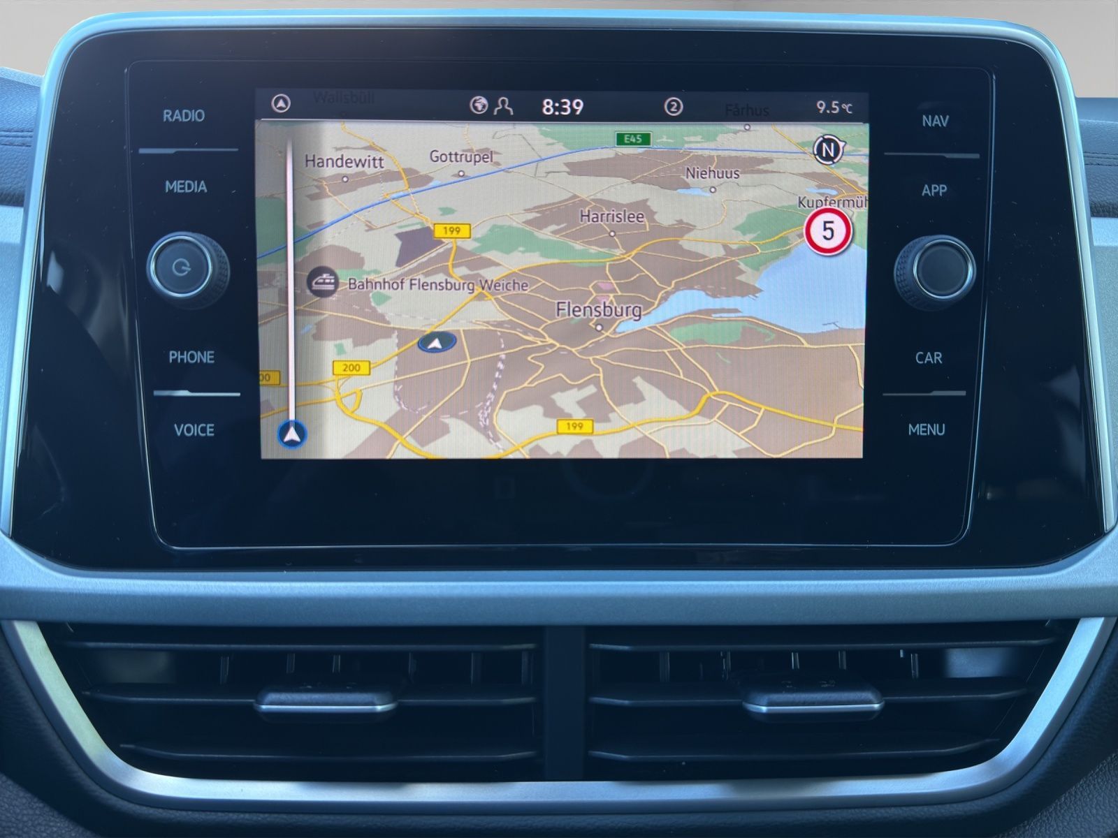 Volkswagen T-Roc - Bild 11