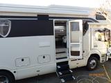Morelo Alkoven 95GB auf Mercedes Atego mit Smart Garage - Offers