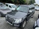 Mitsubishi Pajero 3,2 DI-D 4WD Edition100 Automatik*Tüv Neu - Mitsubishi Pajero Gebrauchtwagen