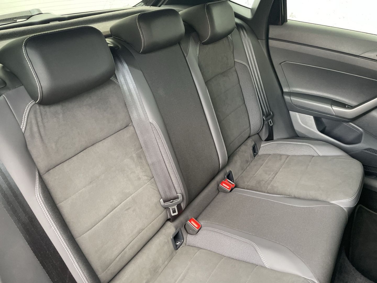 Polo GTI 2.0 TSI DSG Kamera/Keyless/ACC/Navi/App