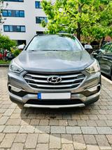 Hyundai SANTA FE Premium 4WD Autom,Leder,Pano,Sthz,Xenon - gebrauchte Hyundai SANTA FE aus dem Jahr 2016