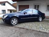 Mercedes-Benz E 230 AVANTGARDE Avantgarde Automatic 1.Hand +MB - Mercedes-Benz E 230 Gebrauchtwagen