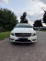 Mercedes-Benz B-Klasse B 220 CDI 7G-DCT - Mercedes-Benz B 220 aus 2013