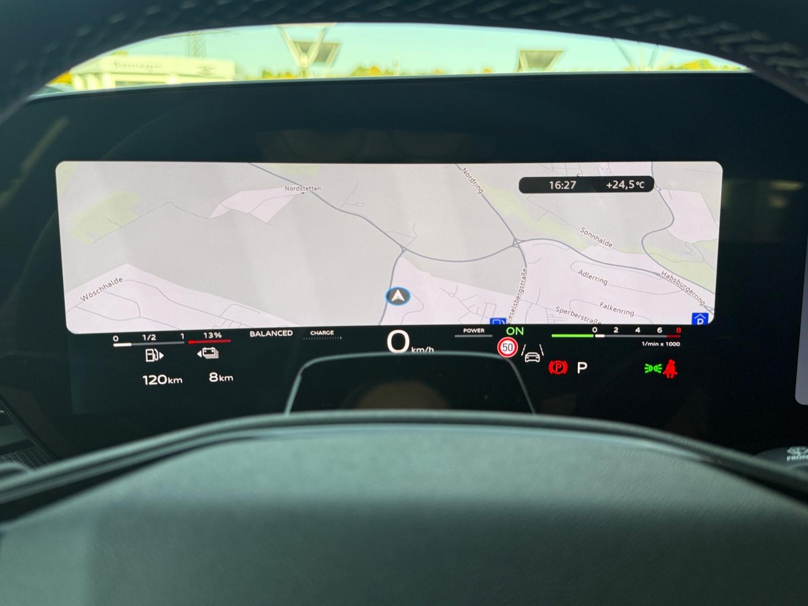 Audi Q5 SUV e-hybrid quattro AHK Pano HUD BFD MMIPro