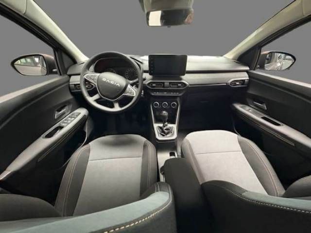 Fahrzeugabbildung Dacia Sandero Stepway Extreme TCe 110