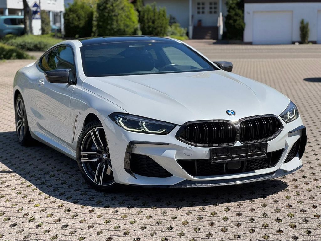 BMW 840