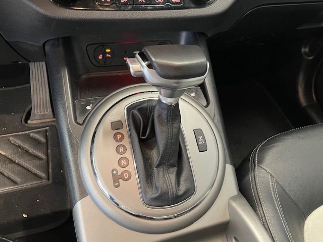 Fahrzeugabbildung Kia Sportage Platinum Edition 4WD 2.0 CRDi Händlerpr