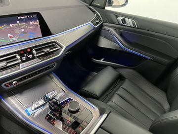 Fahrzeugabbildung BMW X5 xD30d M Sport Laser HUD Kamera Panorama H/K
