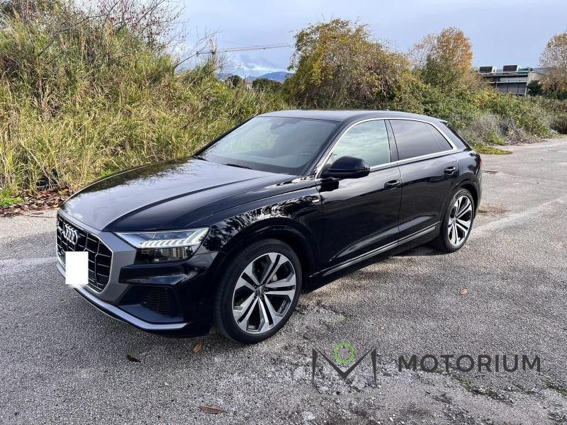 Image of Audi Q8