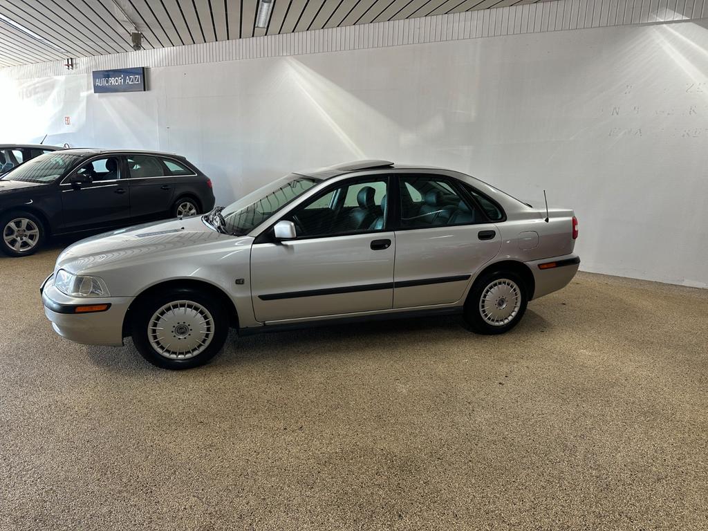 Volvo S40