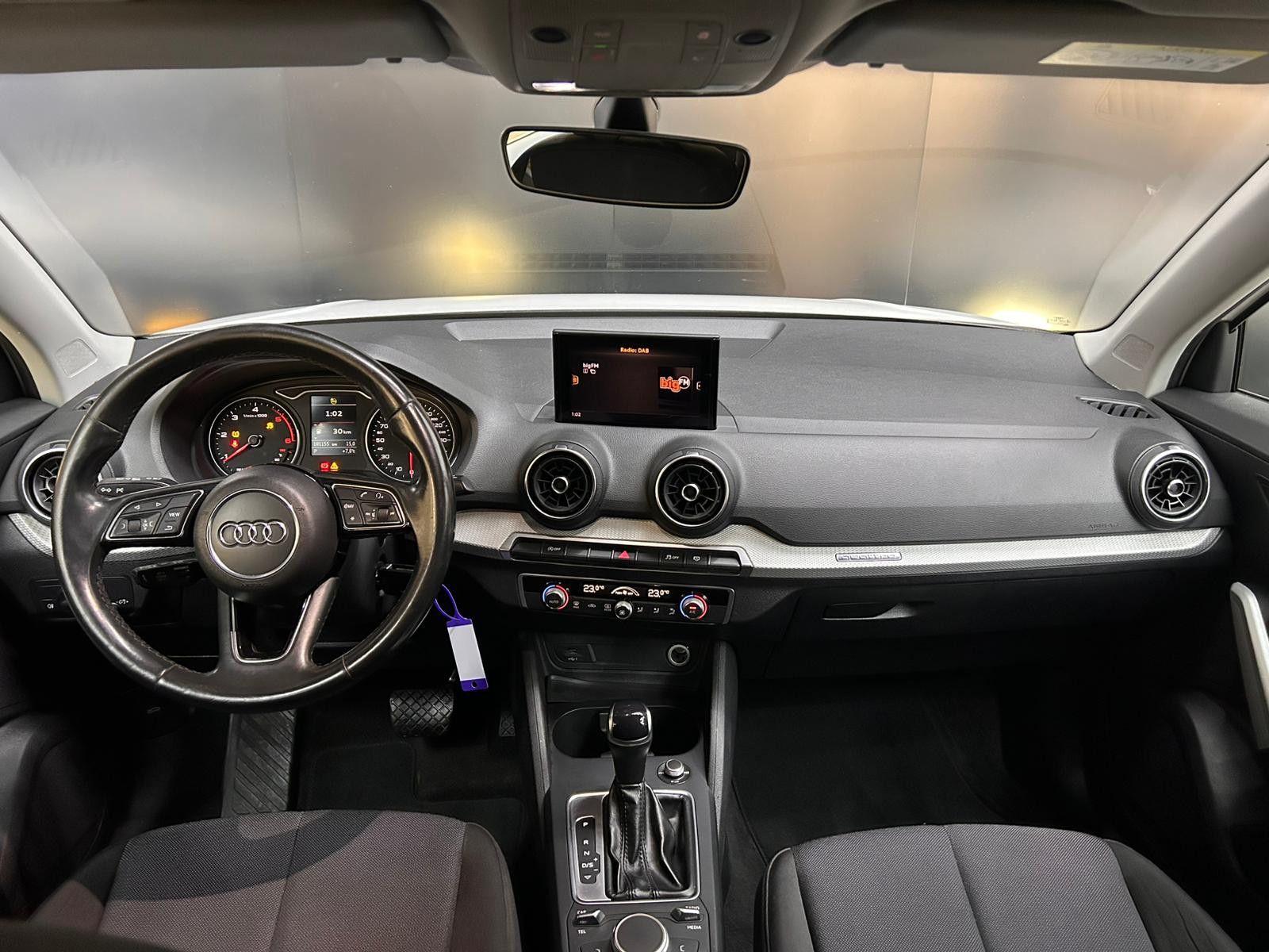 Fahrzeugabbildung Audi Q2 35d Quatt S-Tr. LED+KLIMAUT+HIFI+APS+DAB+ACC+
