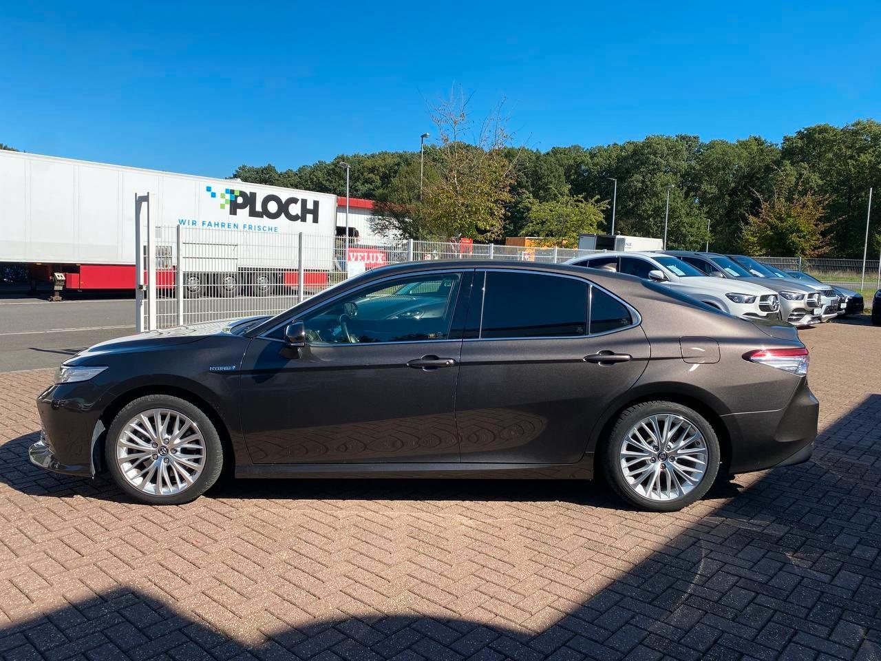 Toyota Camry Hybrid Executive Scheckheft 1.Hand