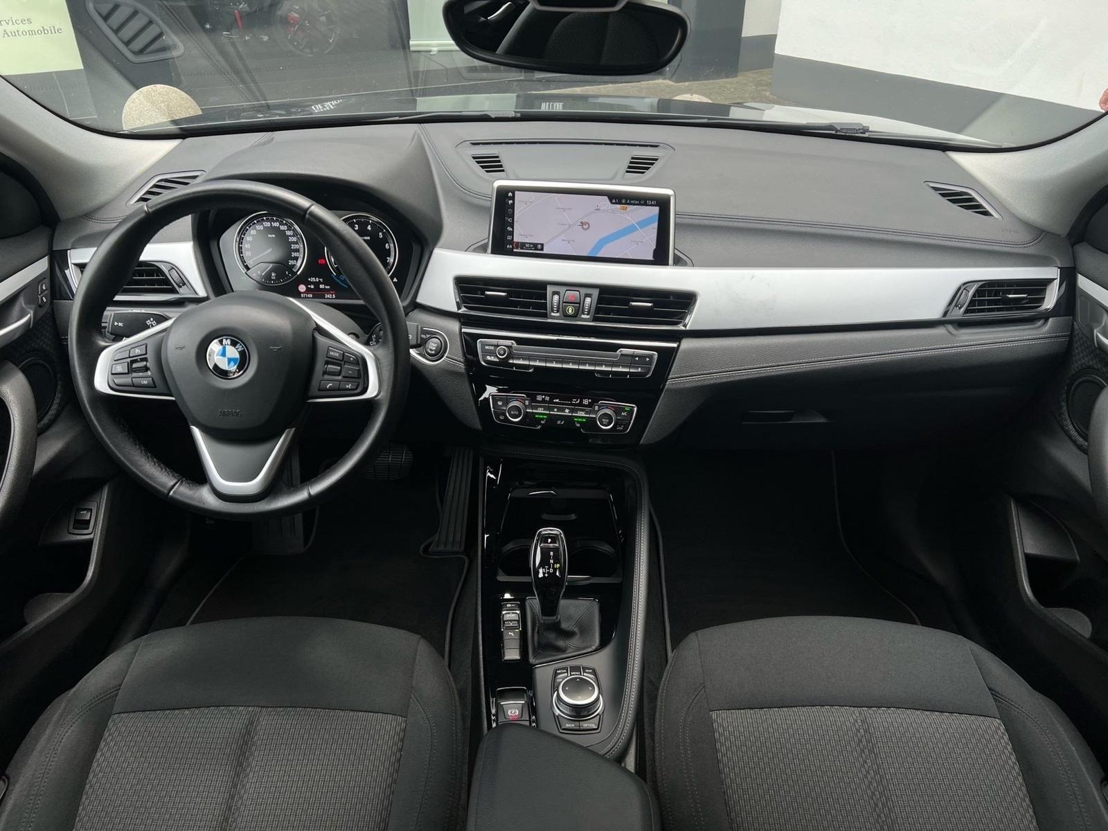 BMW X2 sDrive20i LED Navi Aut. PA PDC Tempomat Shz, миниатюра 3