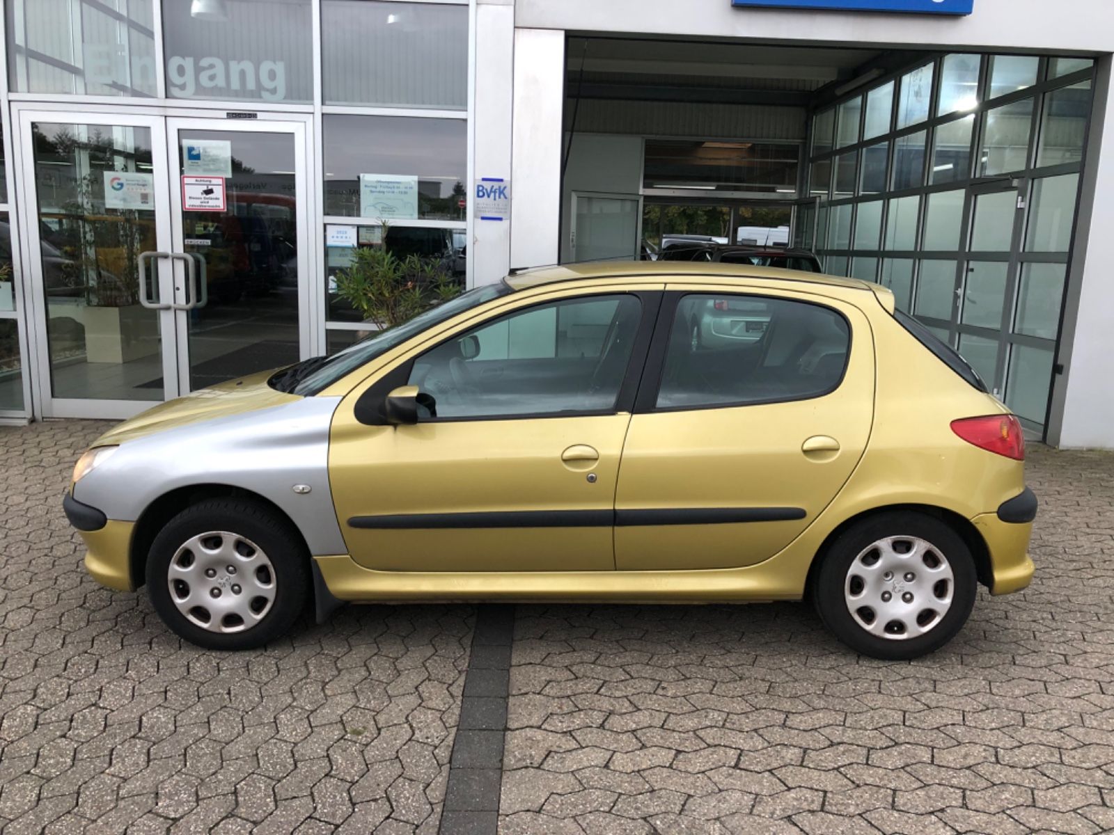 Fahrzeugabbildung Peugeot 206 Grand Filou Cool *EXPORT