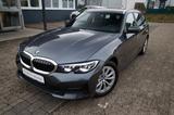 BMW 320 d Touring Advantage *1.HD*PANO*LED*NAVI* - BMW 320 Gebrauchtwagen in Düsseldorf