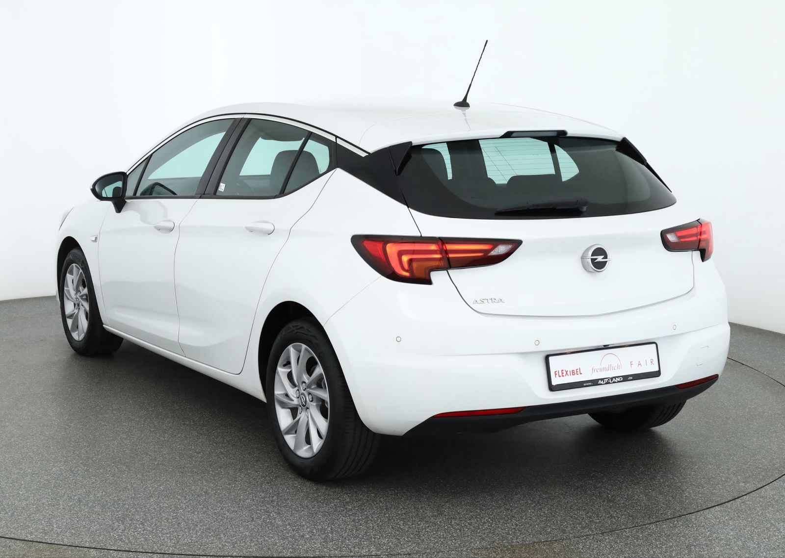 Opel Astra K 1.2 Turbo Elegance LED Kamera PDC DAB imagem 3