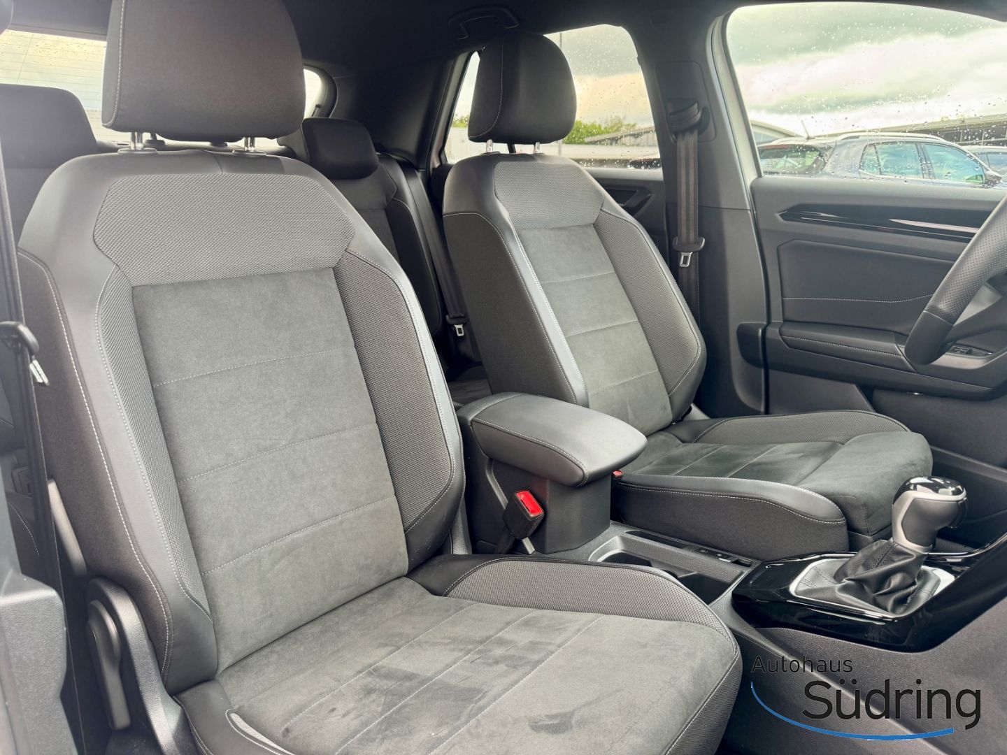 T-Roc 1,5 TSI R-Line DSG AHK Navi AppConnect