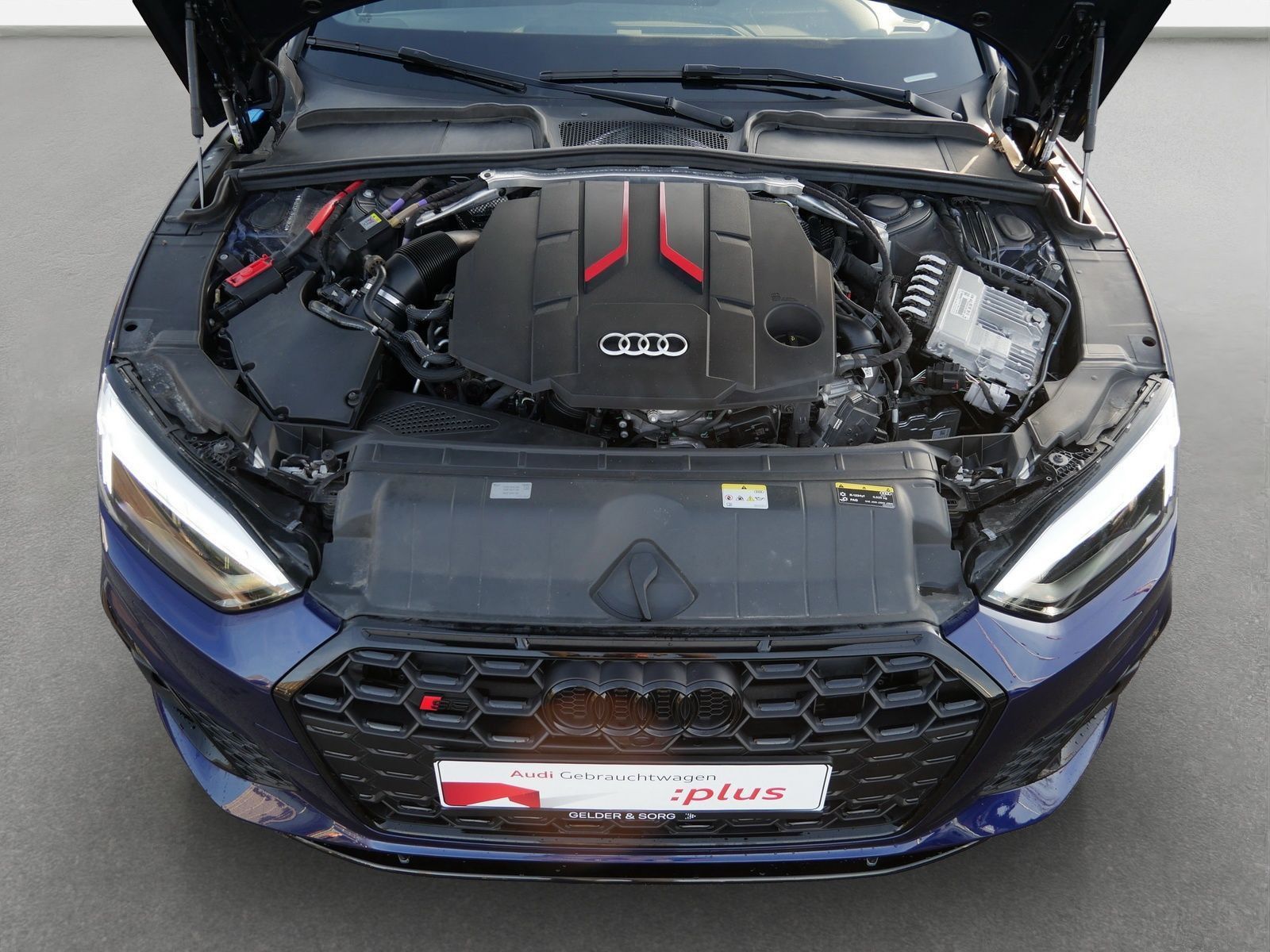 Audi S5 - Bild 18