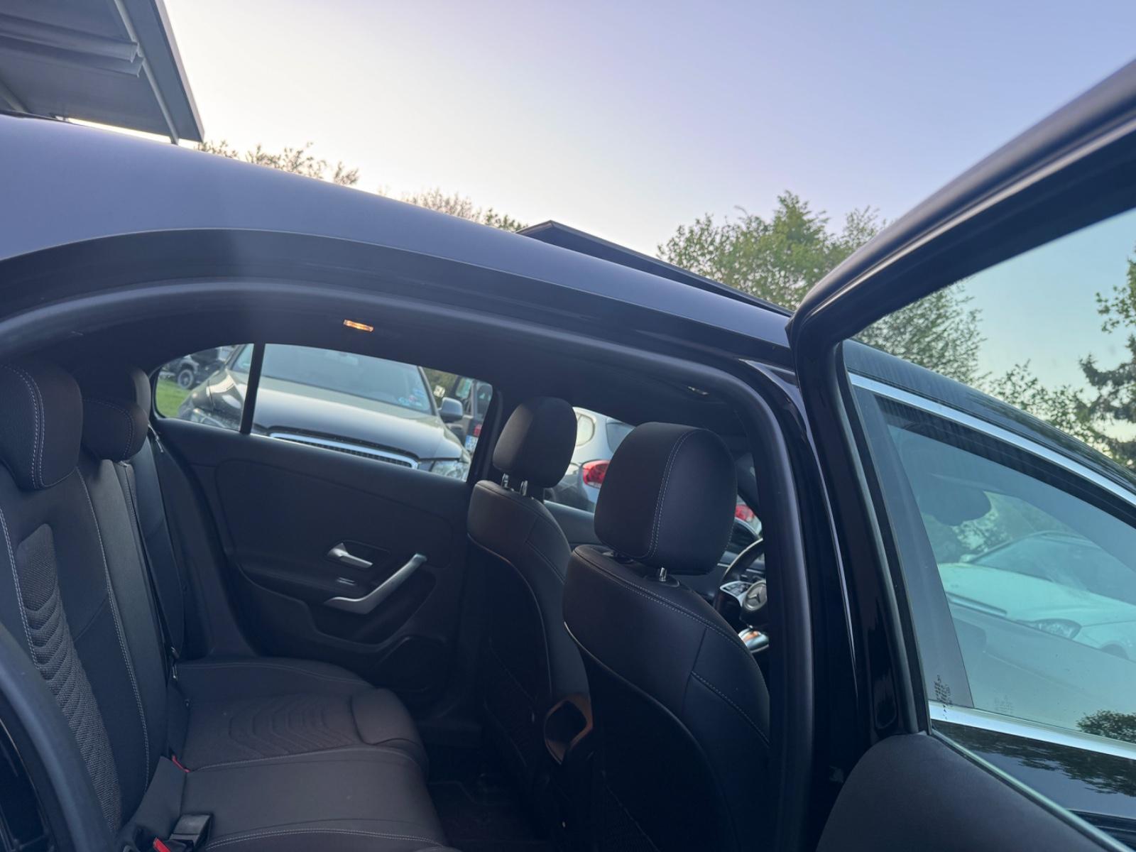 Mercedes-Benz A 180 d Automatik, Pano