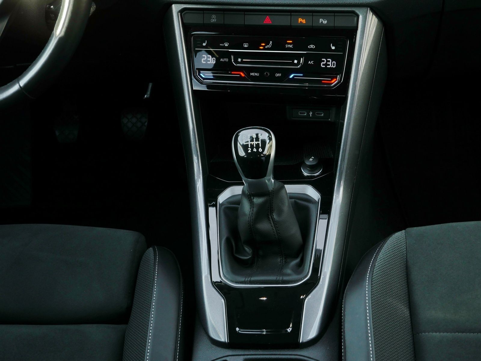 Volkswagen T-Roc - Bild 7