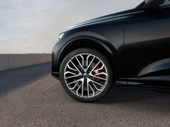 AUDI SQ5 TFSI | Pano | Carbon | Tech pro | HuD | B&O AUDI SQ5 TFSI | Pano | Carbon | Tech pro | HuD | B&O
