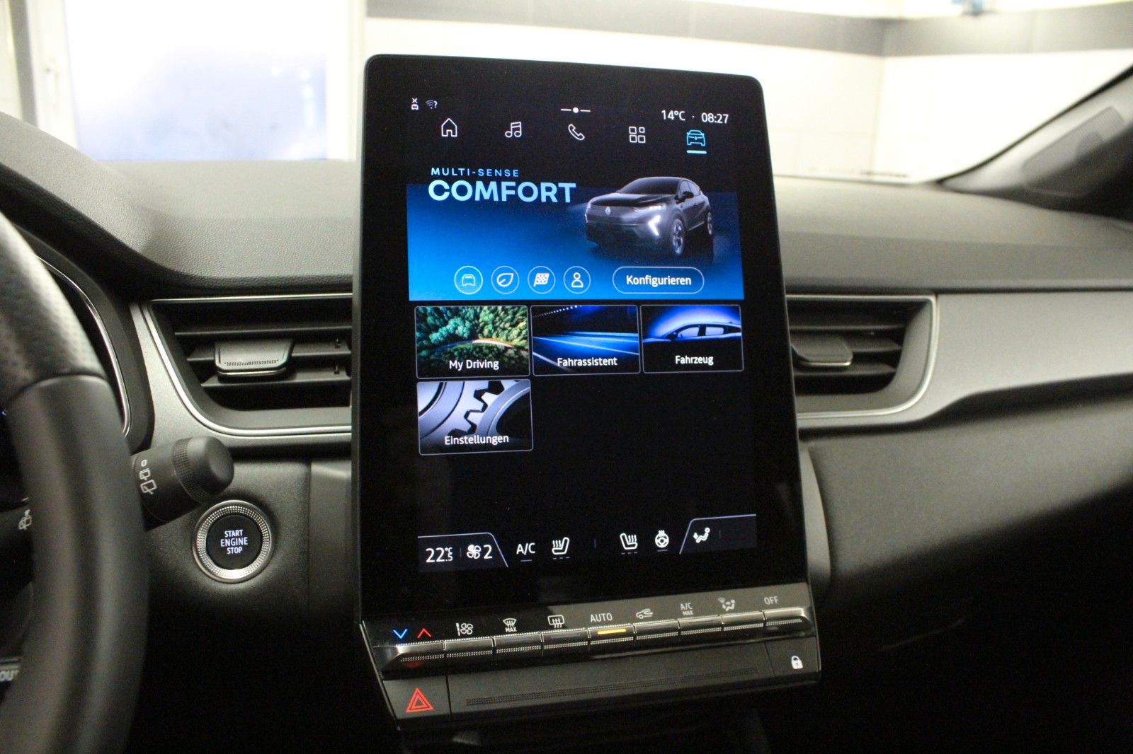 Fahrzeugabbildung Renault Captur Mild Hybrid 160 EDC Techno *Ganzjahresrei