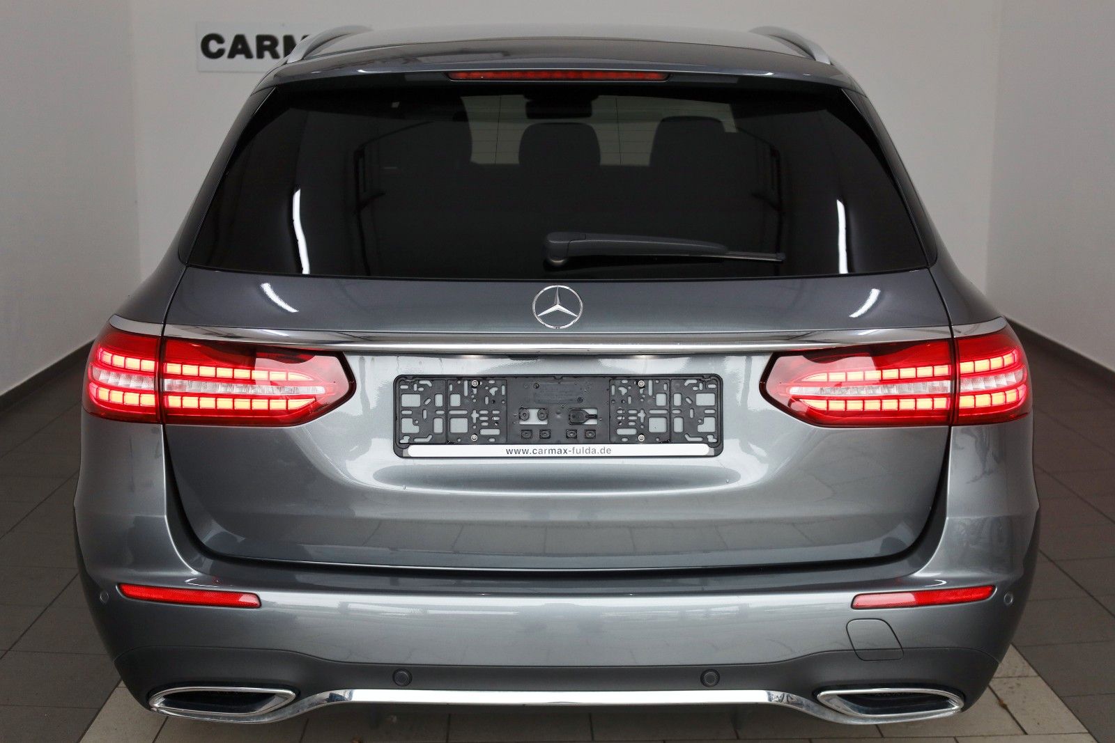 Fahrzeugabbildung Mercedes-Benz E 450 T, 4Matic,AMG Line,Panorama,360°,AHK el,WR