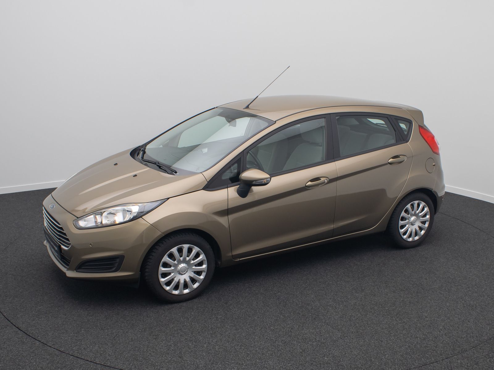 Fahrzeugabbildung Ford Fiesta Trend Aut PDC EasyDriver SoundPaket Stoff