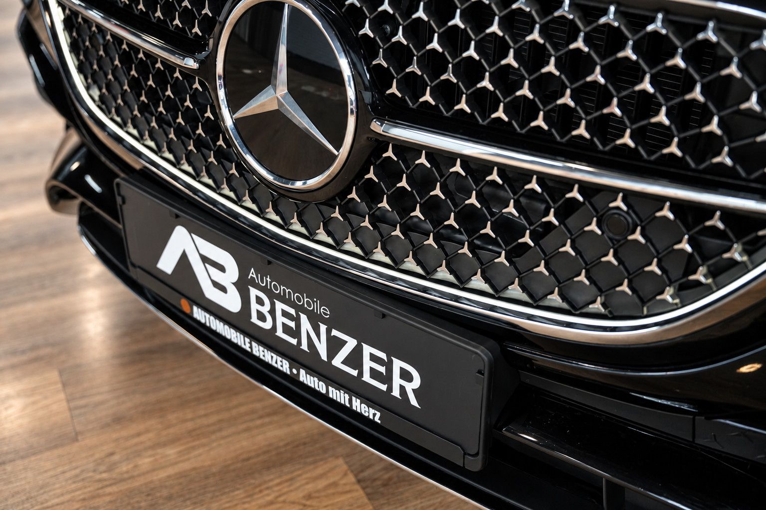 Fahrzeugabbildung Mercedes-Benz E E 220d*AMG*Ambiente*360°*Digital Light*Virtual
