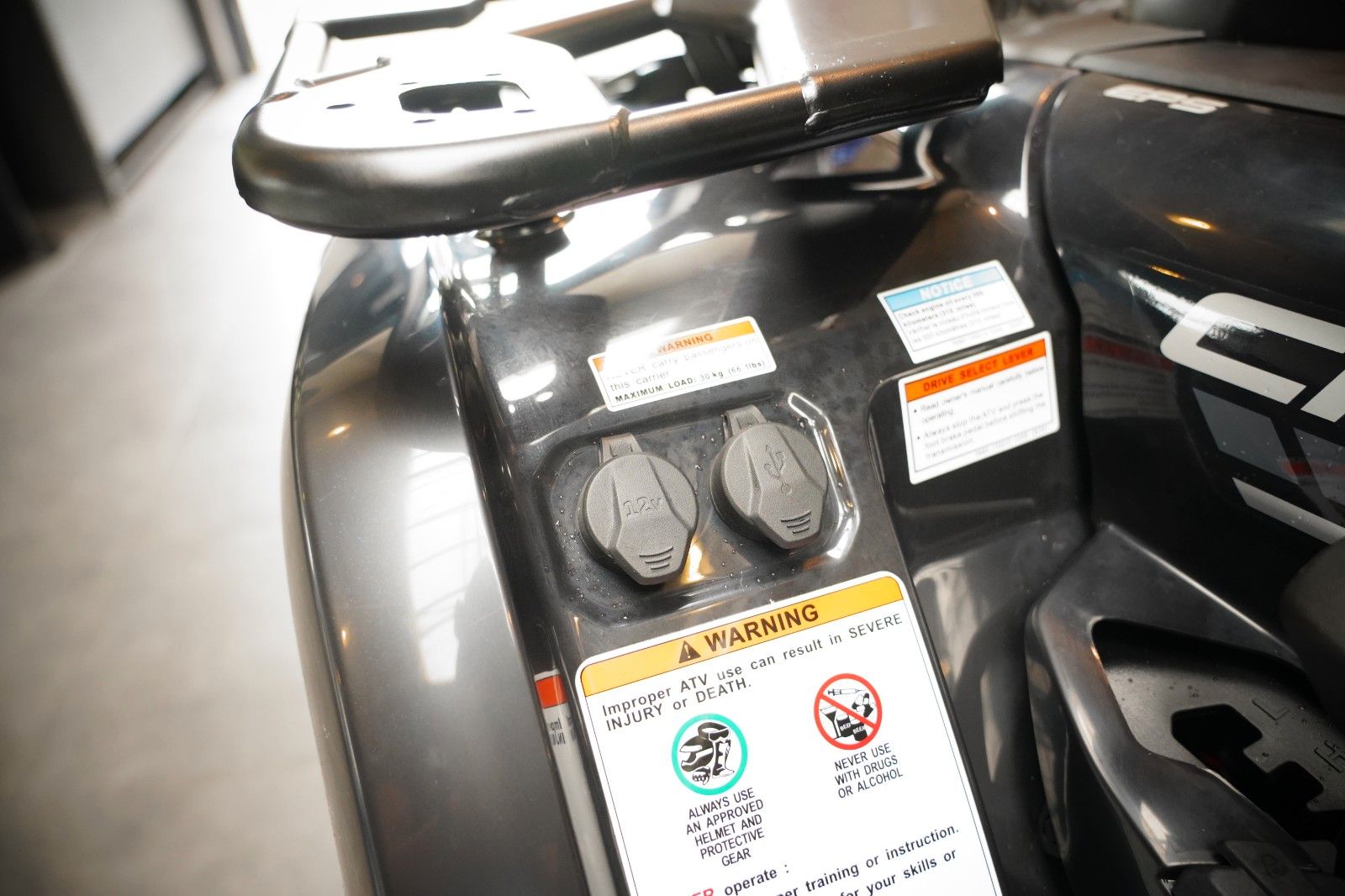 Fahrzeugabbildung CFMOTO CForce 450S 4j Gar Zubehör Paket + Preisnachlass