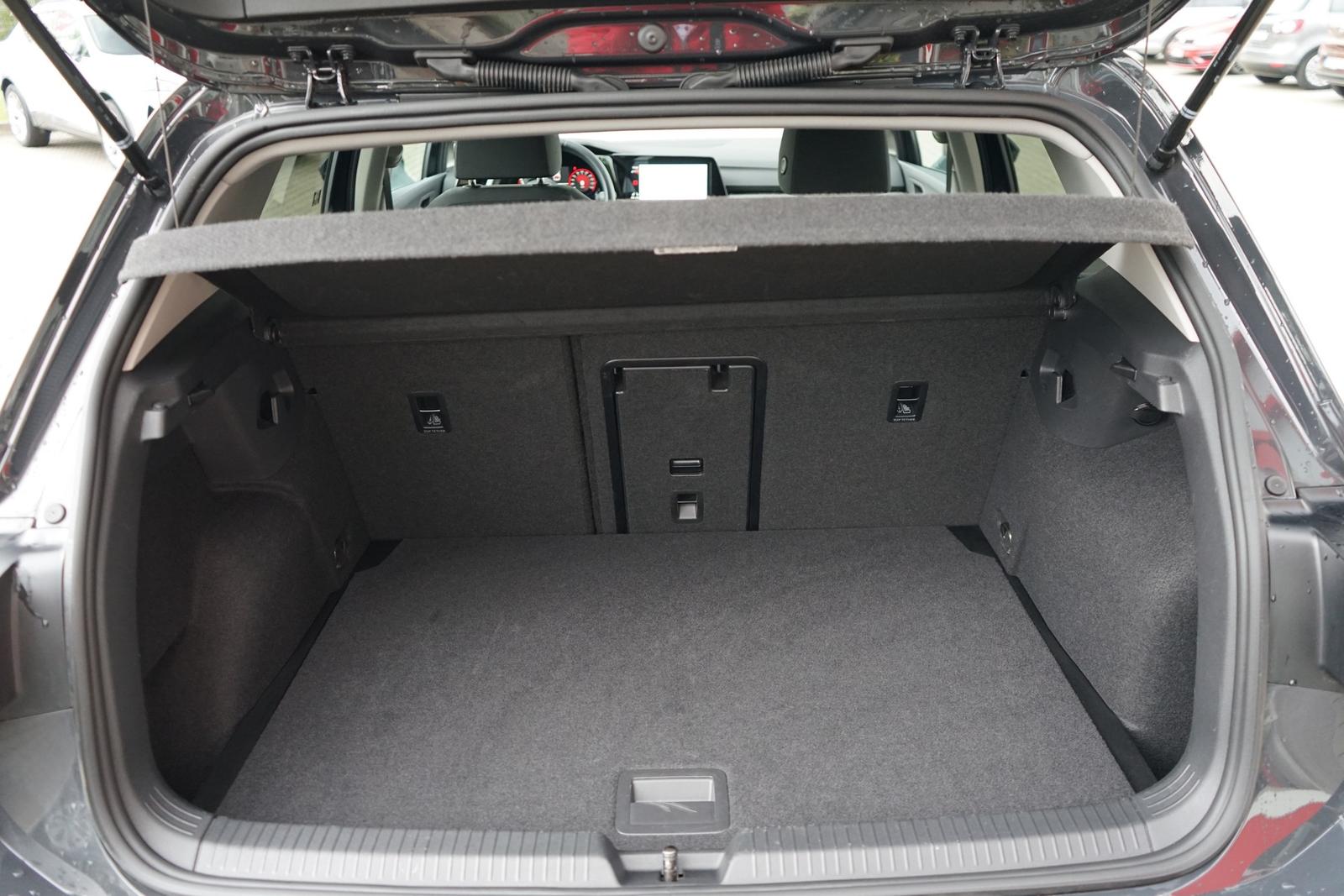 Volkswagen Golf VIII 1.0 TSI Move LED PDC App Connect, миниатюра 8