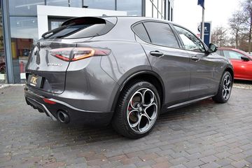 Alfa-Romeo Stelvio - 6