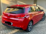 Hyundai i30 1.6 CRDi Intro Edition Keyless/Go,Xenon,Led, - Hyundai i30 Intro mit Diesel-Antrieb