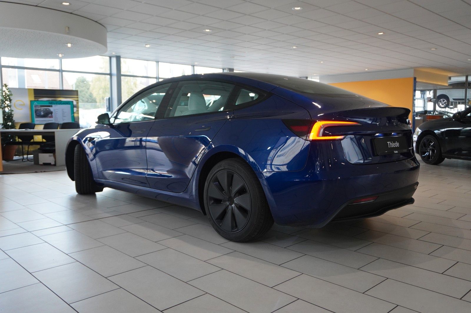 Fahrzeugabbildung Tesla Model 3 HIGHLAND DUAL-MOTOR NAVI/LED/KAMERA/AMD
