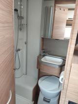 Weinsberg CaraCompact 600 MEG PEPPER mit  hyd. Hubstützen  - Weinsberg CaraCompact 600 meg