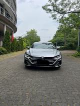 Volkswagen Arteon 2.0 TDI SCR 147kW DSG R-Line S.B. R-Line - VW Arteon Gebrauchtwagen in Frankfurt