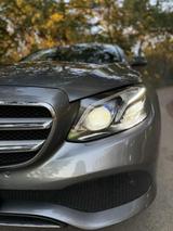 Mercedes-Benz E 220 d AVANTGARDE Autom. AVANTGARDE - Mercedes-Benz E 220 Gebrauchtwagen in Hamm