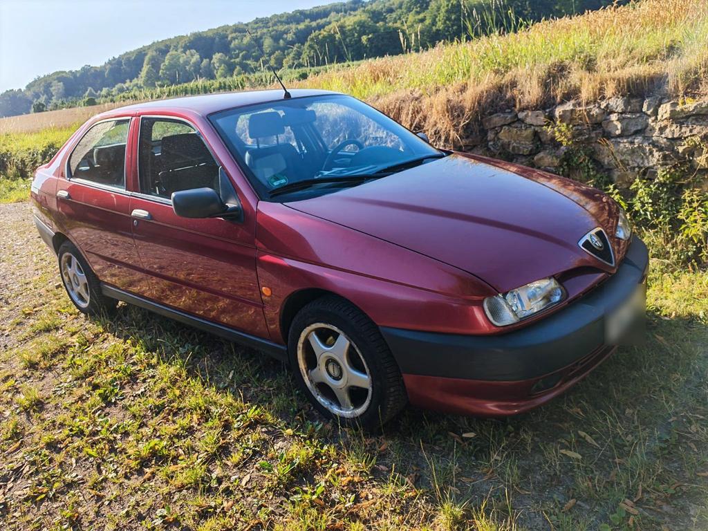 Alfa Romeo 146 1.6 Twin Spark   TÜV ferti...