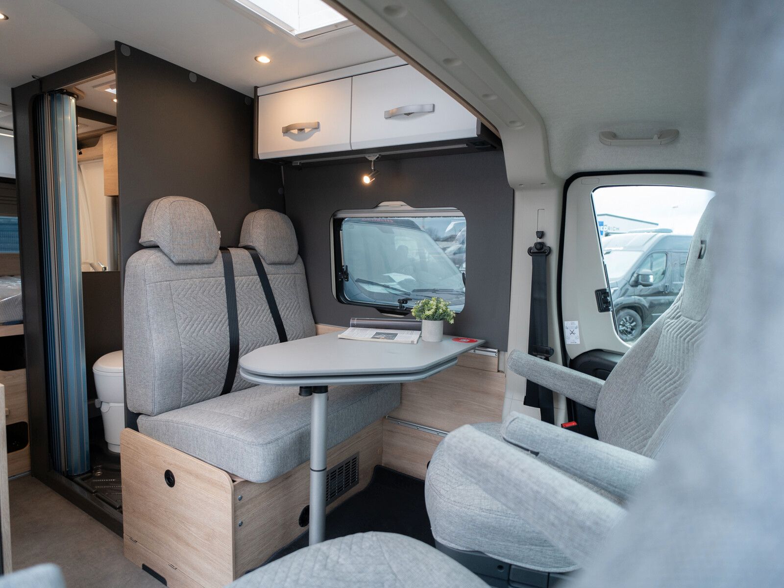 Fahrzeugabbildung Dethleffs Globetrail 600 DS Fiat Assistenz-Systeme