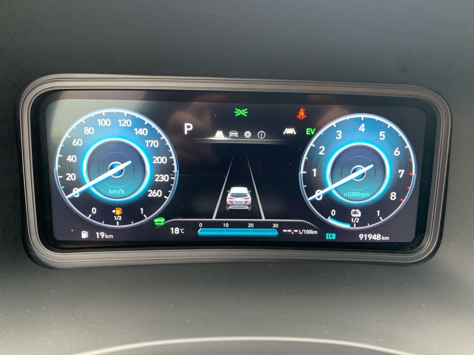 Fahrzeugabbildung Hyundai KONA 1.6 GDI Trend Hybrid Allwetter