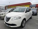 Lancia LANCIA Ypsilon 1.2 69 CV 5 porte Silver - Lancia Ypsilon aus 2013