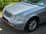 Mercedes-Benz C 200 KOMPRESSOR ELEGANCE Autom. - gebrauchte Mercedes-Benz C 200 aus dem Jahr 2002