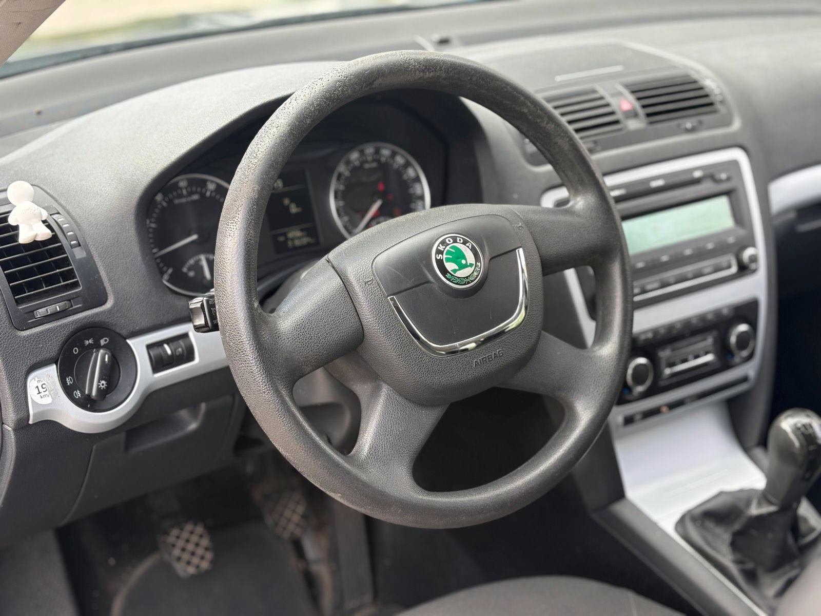Skoda Octavia 2009 — photo 5